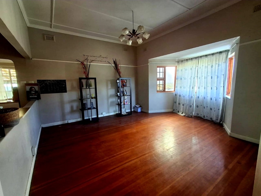 3 Bedroom Property for Sale in Baysville Eastern Cape